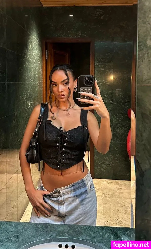 solmayaaa Nude Leaked OnlyFans Photo #JfvcuKicAe