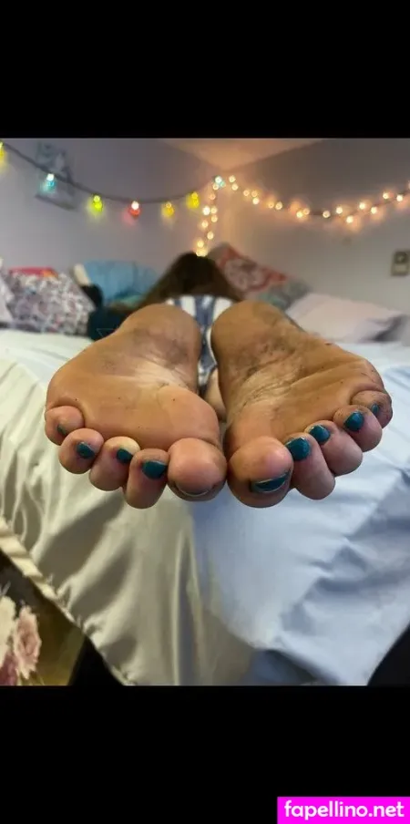 Solo Toes OnlyFans Thumbnail #Vj8M9Mury7