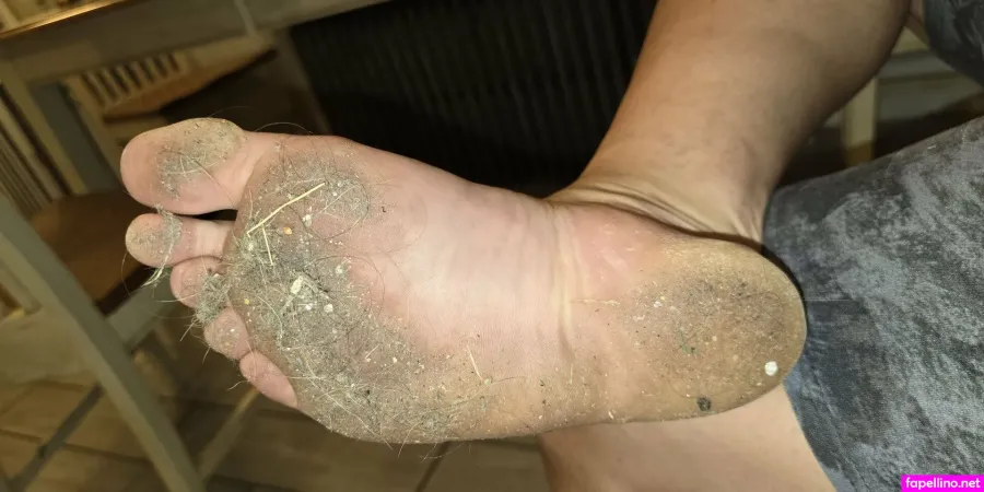 Solo Toes OnlyFans Thumbnail #u49WbEdupe