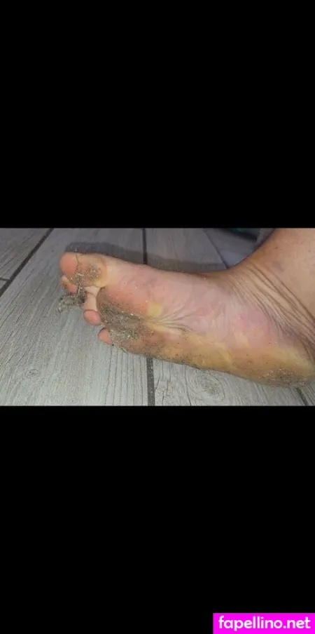 Solo Toes OnlyFans Thumbnail #xmiwOMC6VJ