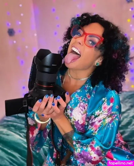 Solodarling 1 OnlyFans Thumbnail #CEmso8r2eZ