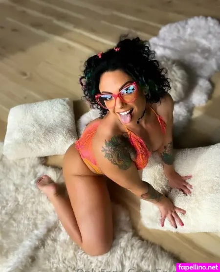 Solodarling 1 OnlyFans Thumbnail #N8SW4dXKrH