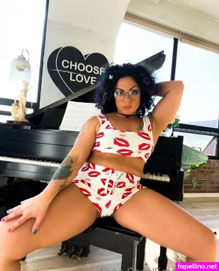 Solodarling 1 OnlyFans Thumbnail #iAMOYxm4p0