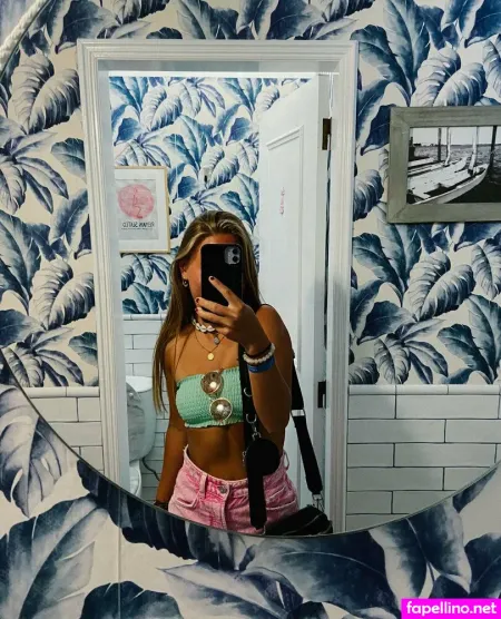 Solunamalou OnlyFans Thumbnail #F7F4kk2FjT