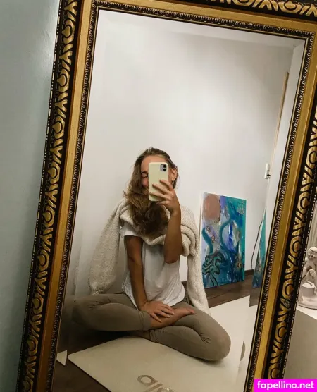 Solunamalou OnlyFans Thumbnail #TfUw7IsInU