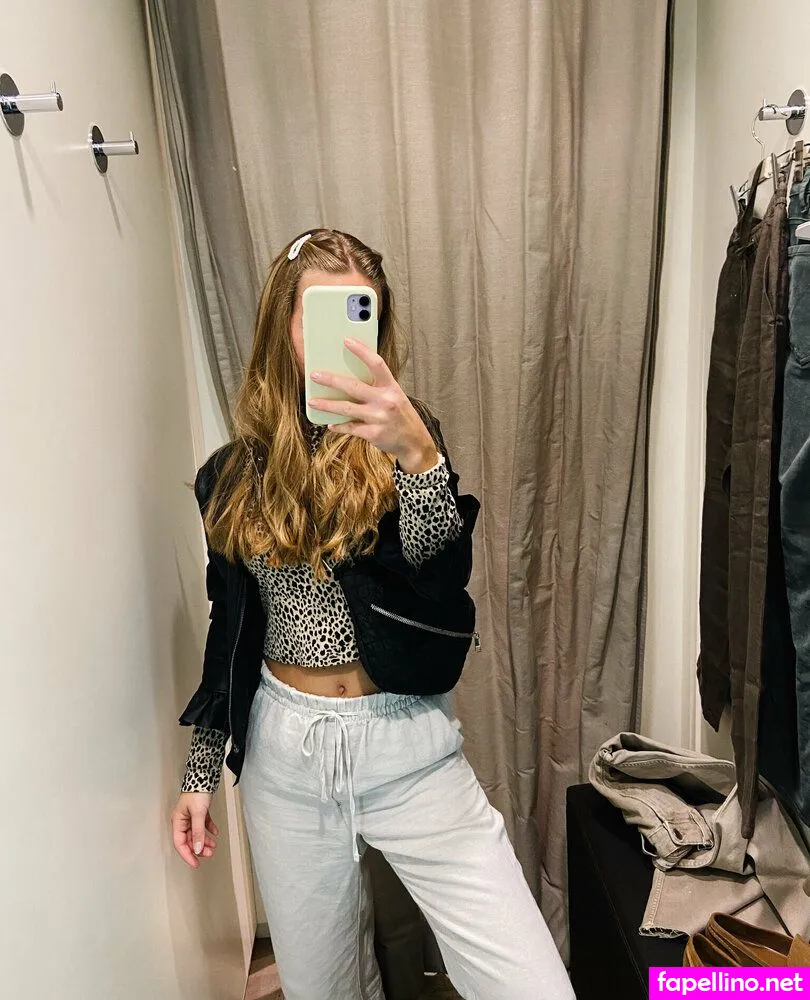 solunamalou Nude Leaked OnlyFans Photo #Ul9OedtUMB