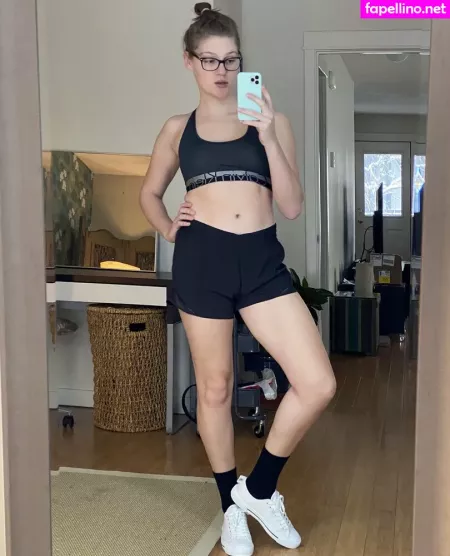 Somelittlecrumbs OnlyFans Thumbnail #CthFzbDU7H