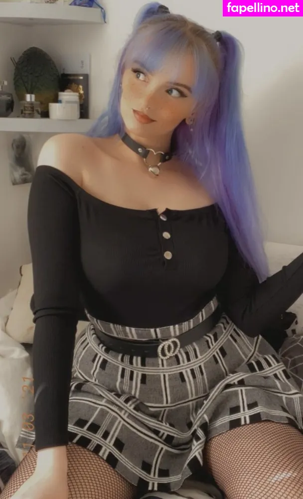 eeviebeevie, eviebeeviee, somethingbee Nude Leaked OnlyFans Photo #5PfI8A5MPr