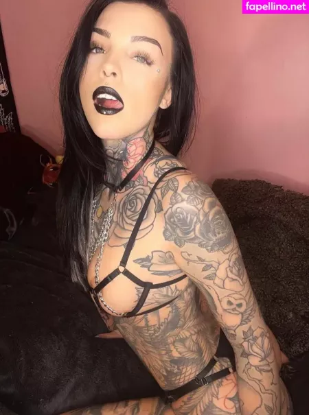 Somethingbizzzzzare OnlyFans Thumbnail #2V8oai8F0d