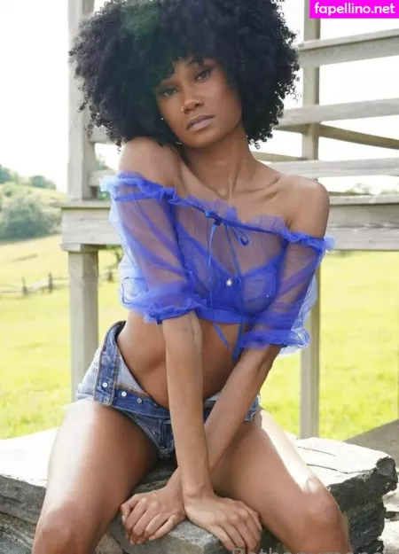 Somewhereinoz98 OnlyFans Thumbnail #czBiexT1xe