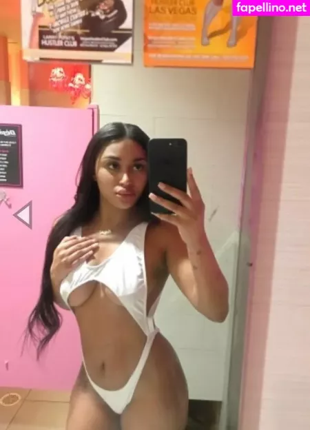Sommer Isabella OnlyFans Thumbnail #75dKbevm50