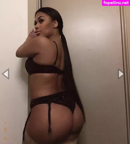 Sommer Isabella OnlyFans Thumbnail #AYKgFT4DZD