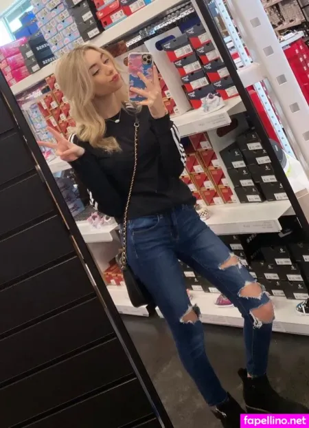 Sommerset OnlyFans Thumbnail #4qAfKNfOOt