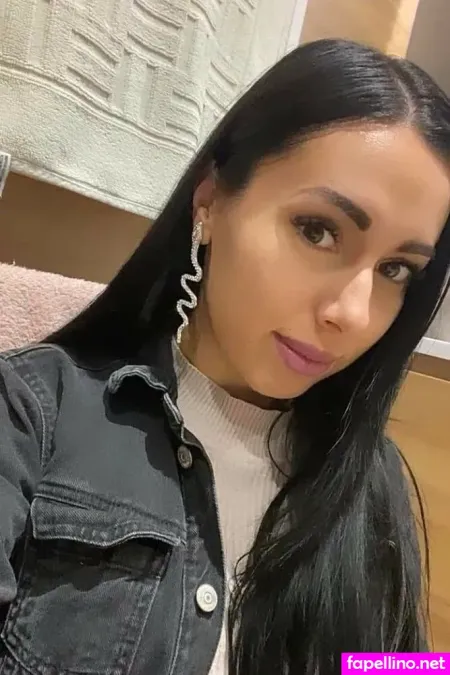 Somogyi Lanyok OnlyFans Thumbnail #FVdMA7kYIv