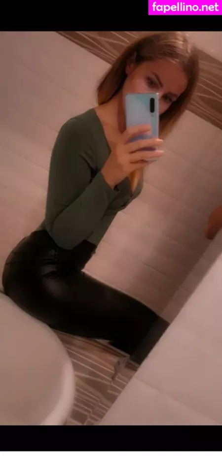 Somogyi Lanyok OnlyFans Thumbnail #O0FTjiYmpi