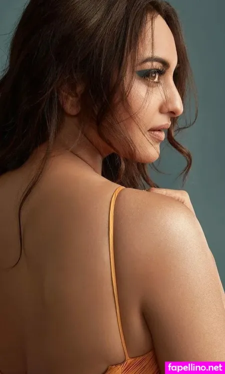 Sonakshi Sinha OnlyFans Thumbnail #PGqyH0fOf8