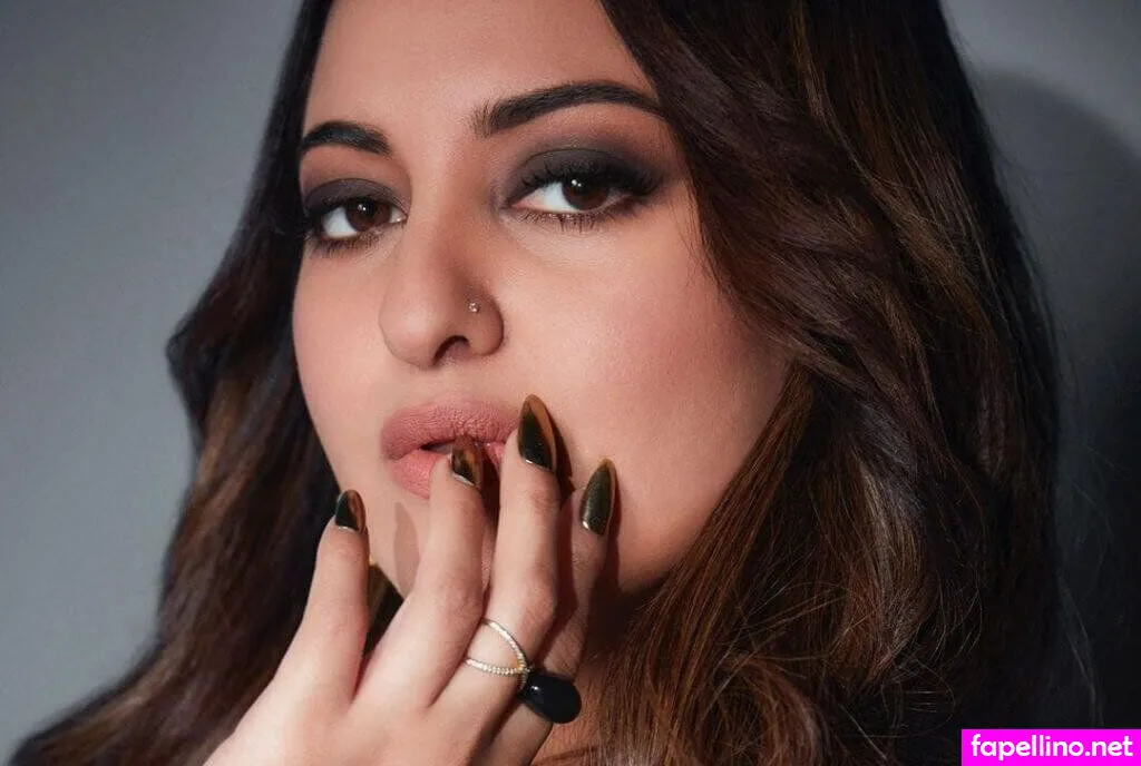 Sonakshi Sinha Nude Leaked OnlyFans Photo #u8YCQRUx3Q