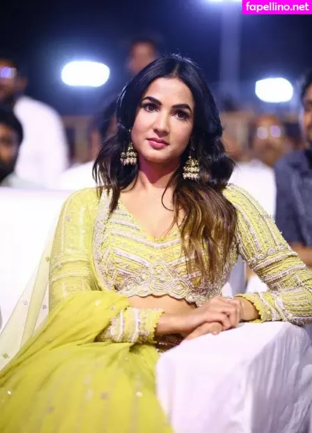 Sonal Chauhan OnlyFans Thumbnail #3wC02LG4re