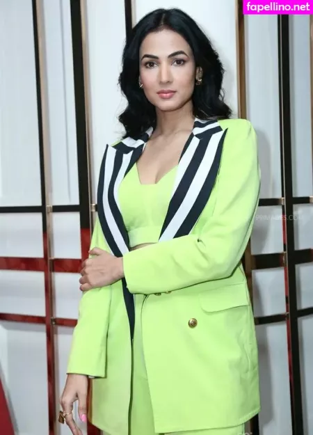 Sonal Chauhan OnlyFans Thumbnail #vLn0PQwi4g