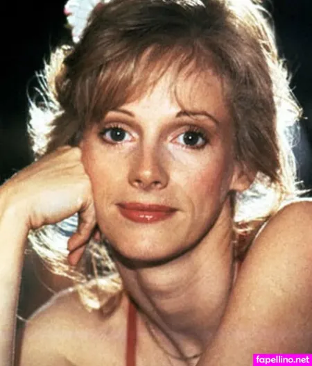 Sondra Locke OnlyFans Thumbnail #tONGwhjtOZ