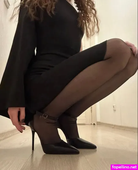 Sonechkalapki OnlyFans Thumbnail #Hmp1GzGSCM