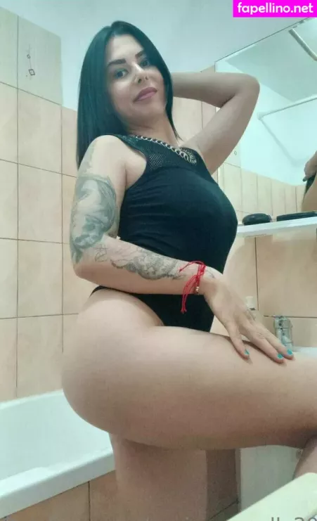 Sonia Monella20 OnlyFans Thumbnail #Fg5PhoKmOU