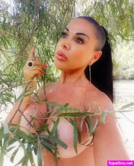 Soniaeyes OnlyFans Thumbnail #mWlOjuglmm