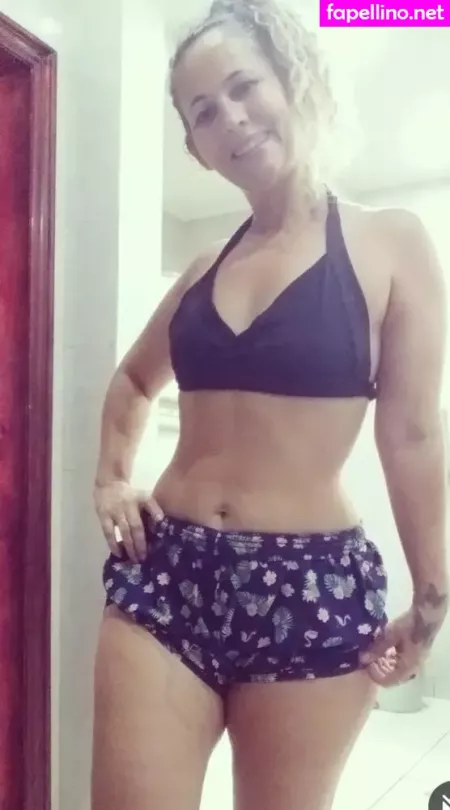 Soninha Coroa OnlyFans Thumbnail #A3o0TSc9Wl