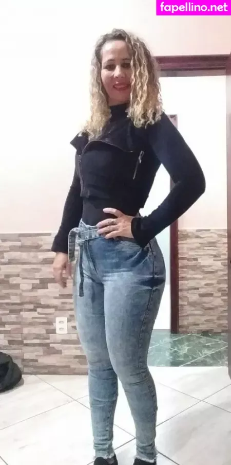 Soninha Coroa OnlyFans Thumbnail #Oe9VVaVmdj