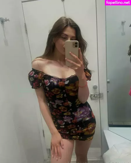 Sonya Princessxxx OnlyFans Thumbnail #Yj0m2bLUnd