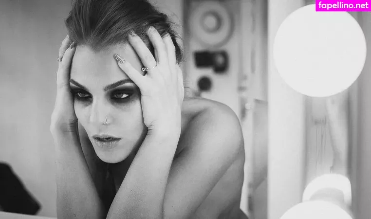 Sonya Tayurskaya OnlyFans Thumbnail #rEo4A5AqZc
