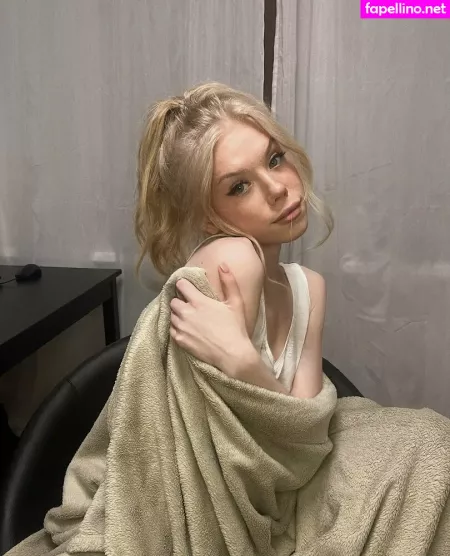 Sonyaplush OnlyFans Thumbnail #Cz7LSPMqcg