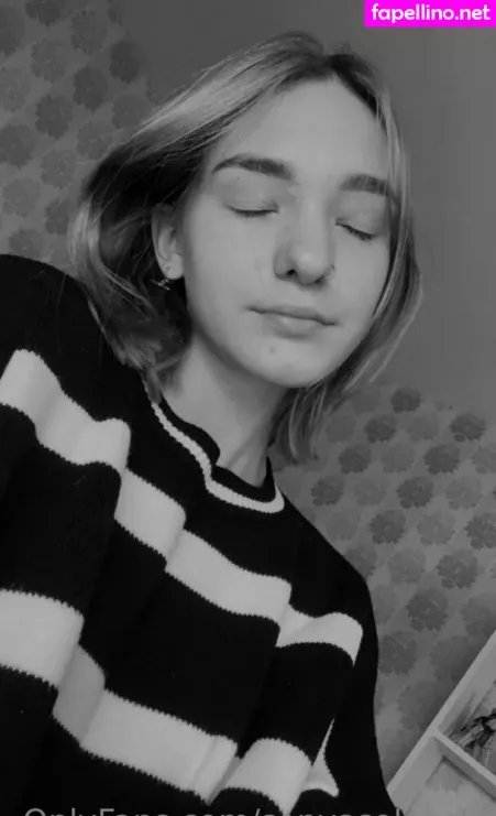 Sonyasolanski OnlyFans Thumbnail #OZPe8ZBA43