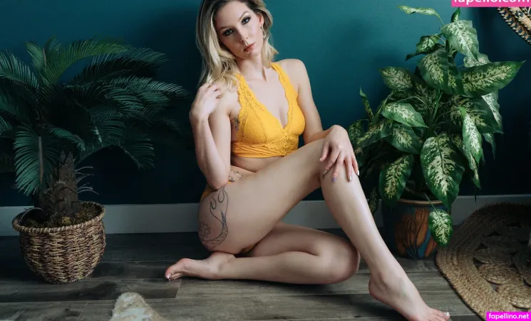Sonyaswiftxo Myfreeone OnlyFans Thumbnail #QV0UoS42aE