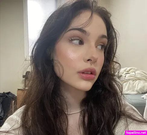 Sonyazoloeva OnlyFans Thumbnail #o51eqGuKuX