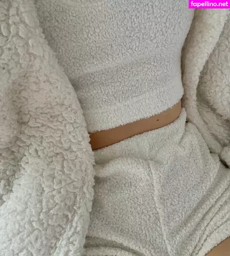 Sooofina OnlyFans Thumbnail #7Hjj0zW1gp