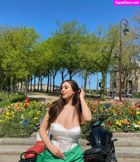 Soph Alice OnlyFans Thumbnail #SHb4iUId1W