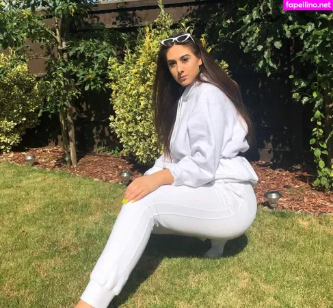 Soph Alice OnlyFans Thumbnail #WZxSjfzeke