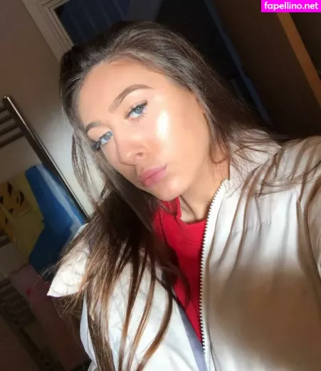 Soph Alice OnlyFans Thumbnail #le7s3JR6l1