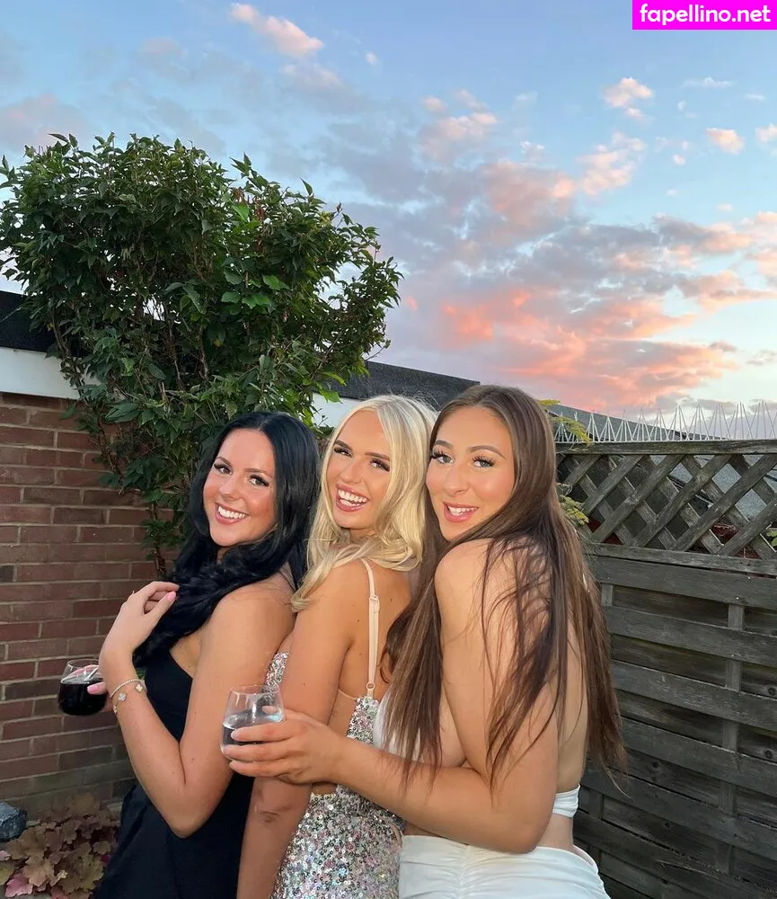 soph.alicex, soph_aliceex Nude Leaked OnlyFans Photo #pO2efIxYMd