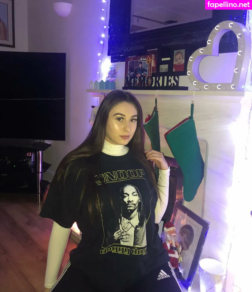 soph.alicex, soph_aliceex Nude Leaked OnlyFans Photo #y5cBU2n2c6