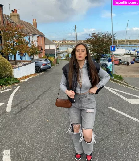 Soph Alice OnlyFans Thumbnail #zVzsxThwqv