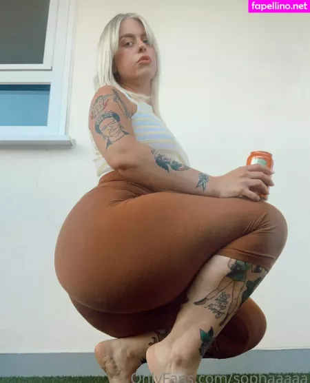 Soph Lewis OnlyFans Thumbnail #woIqGRpMF4