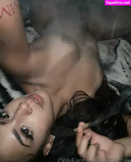 Soph1zzle OnlyFans Thumbnail #ASKVbXysKo