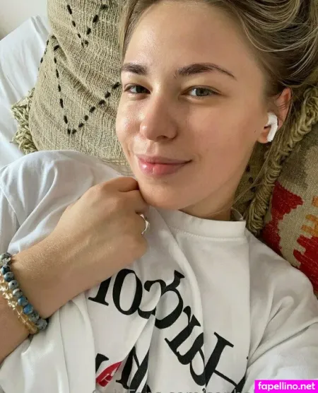 Sophakingsweet OnlyFans Thumbnail #Ro9E1DYJ1Q