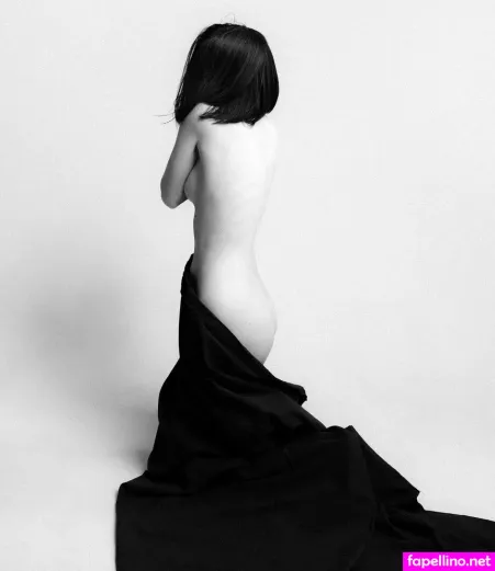 Sophaselfportraits OnlyFans Thumbnail #dP3ioXEmtd