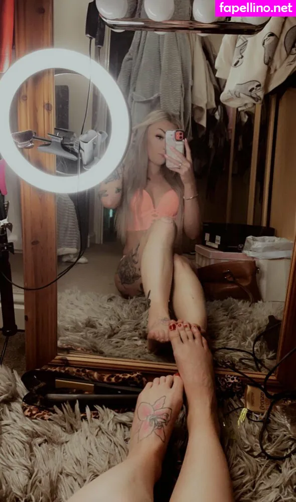 Sophie Skinner, sophhh22, sophhh_22 Nude Leaked OnlyFans Photo #9KOmCsVTvV