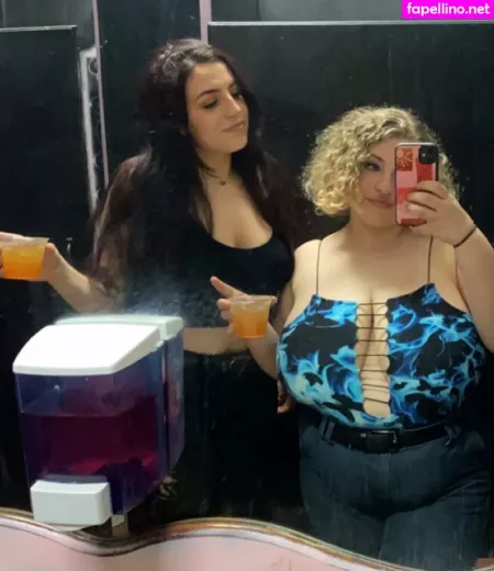 Sophia A OnlyFans Thumbnail #DFKJcqREAu