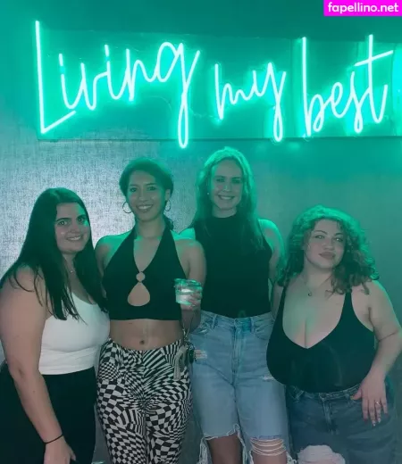 Sophia A OnlyFans Thumbnail #xPyFzXcjeV