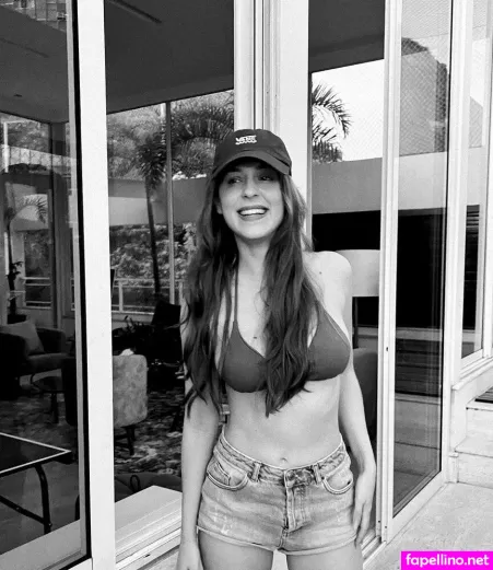 Sophia Abrahao OnlyFans Thumbnail #EtIzQBvR9b